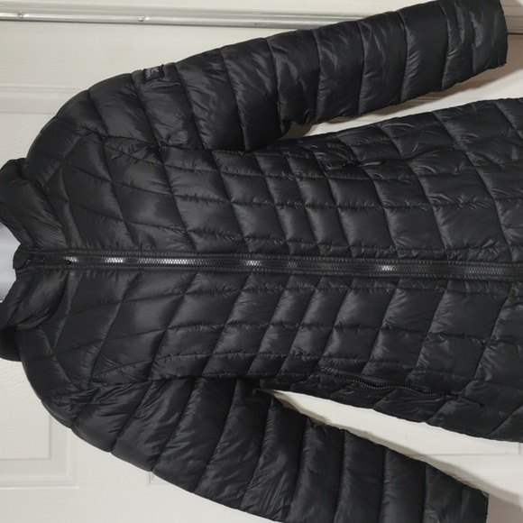 Reebok Quilted Thermal Lightweight Black Jacket With Hood - Picture 8 of 15